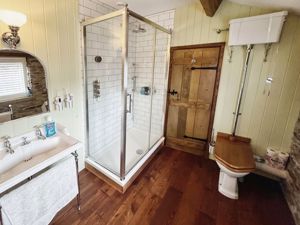 Bathroom- click for photo gallery